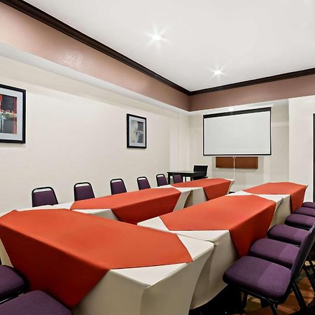 Best Western Plus Rockwall Inn & Suites Εξωτερικό φωτογραφία