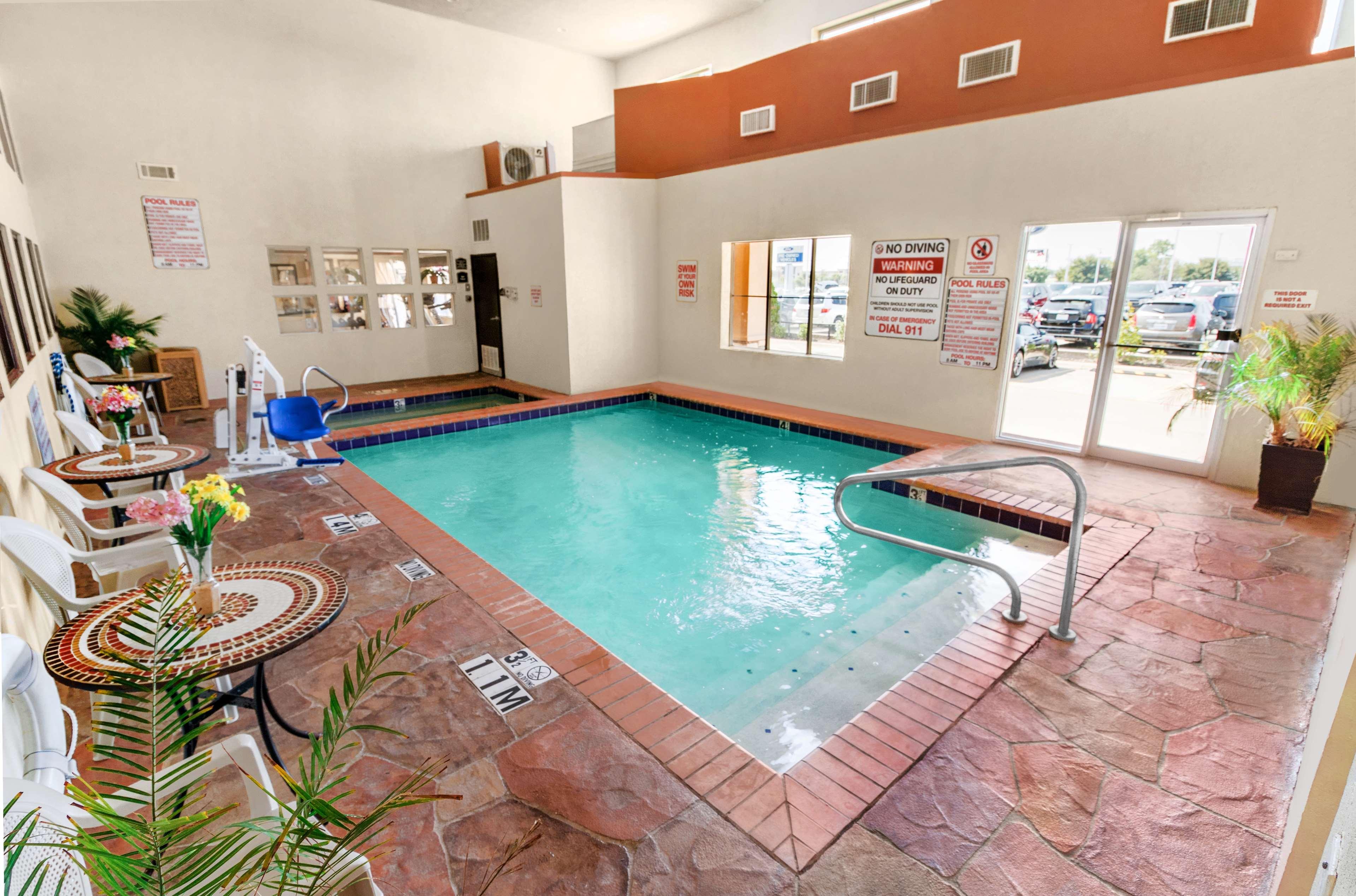 Best Western Plus Rockwall Inn & Suites Εξωτερικό φωτογραφία